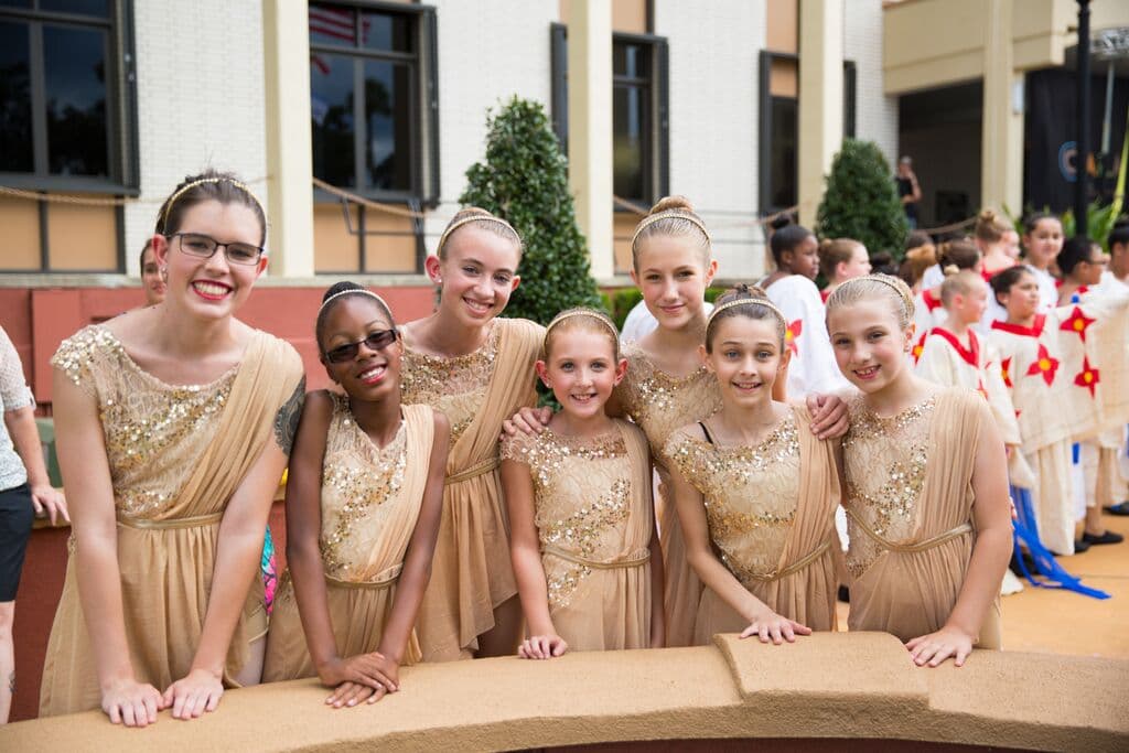 dancers at citizen circle in Ocala Florida
